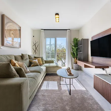 Oasis Centro * Mijas